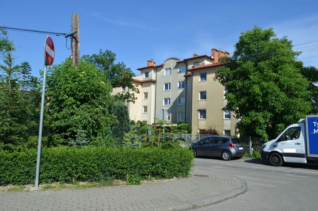 Rainbow Z Prywatnym Parkingiem Lägenhet Bielsko-Biała Exteriör bild